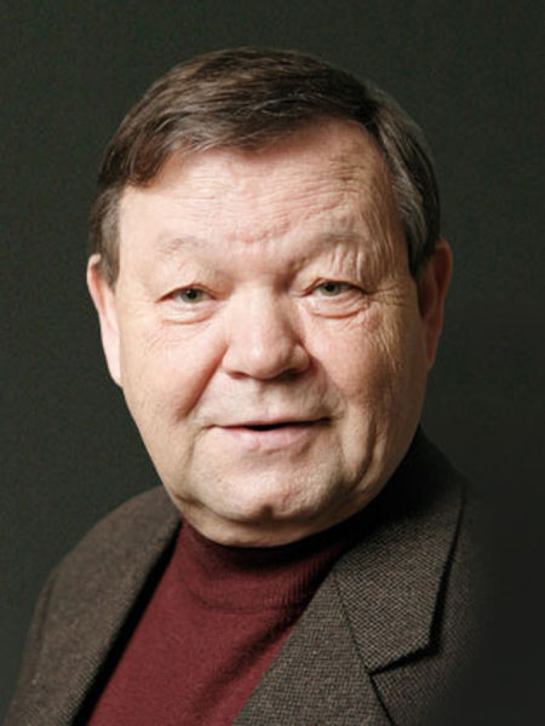 Ernst-Georg Schwill