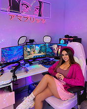 Ama Blitz pictures and photos