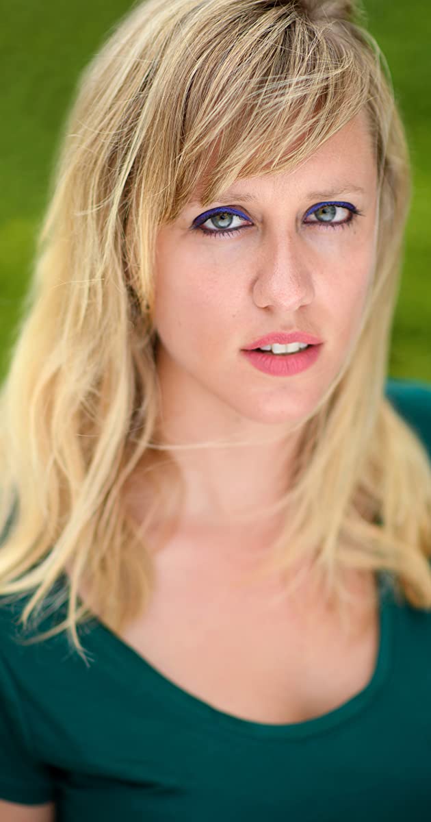 Betsy Holt