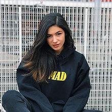 Dina Kaderi Pictures And Photos