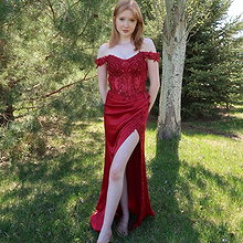 Makenna Kelly pictures and photos