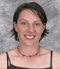 Zoe Leader