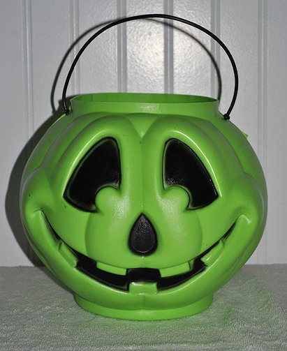 Vintage General Foam Plastics Green Pumpkin Jack O Lantern Halloween Candy Pail