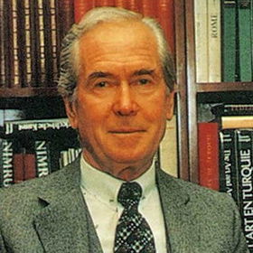Ekrem Akurgal
