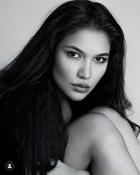 Yara D Leon