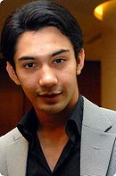 Reza Rahadian