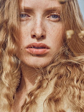Nora Einwaller
