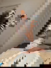 Kinsley Alyse Wyatt pictures and photos