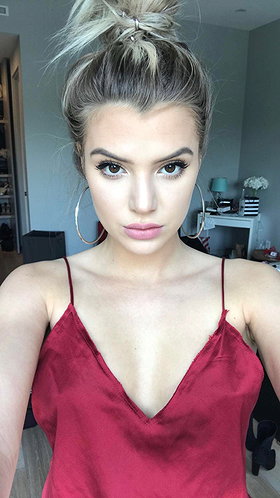 Alissa Violet