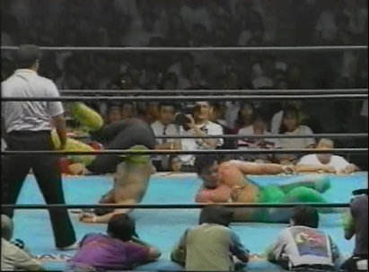 Toshiaki Kawada vs. Mitsuharu Misawa (1993/07/29)