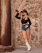 Valeria Aguilar pictures and photos