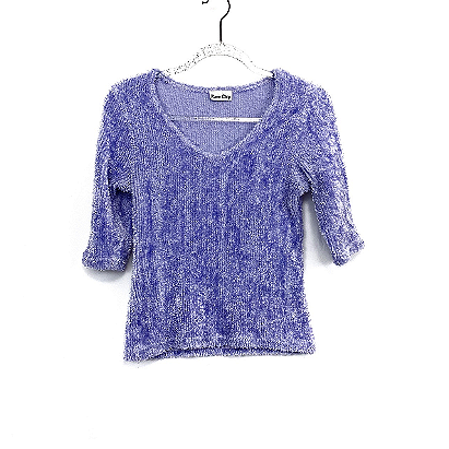 90s lilac purple sweater top! \nBy Rave City\nV neck,...