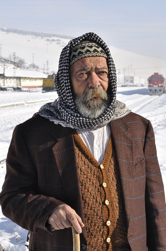 Erol Demiröz