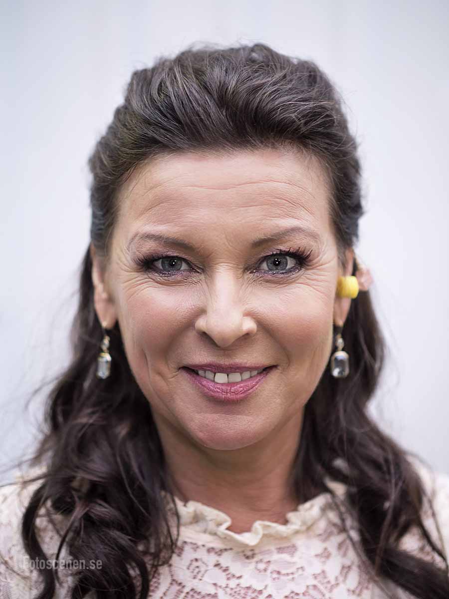 Lotta Engberg