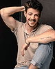 Grant Gustin