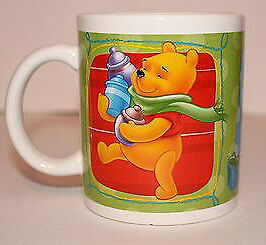 Winnie The Pooh - Cup featuring Christmas Scenes