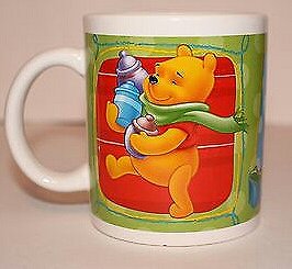 Winnie The Pooh - Cup featuring Christmas Scenes
