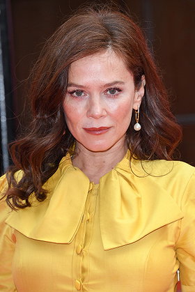 Anna Friel