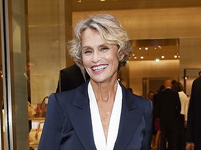 Laura Hutton pictures and photos