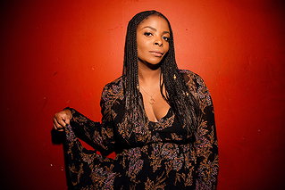 Janelle James pictures and photos