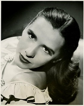 Toni Darnay