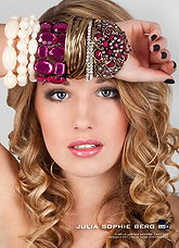 Julia Sophie Berg pictures and photos