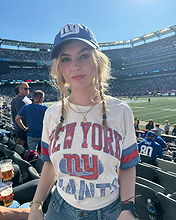 Lyliana Wray pictures and photos