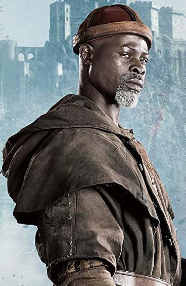 Bedivere (Djimon Hounsou)