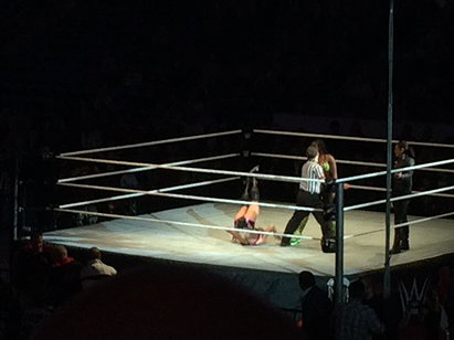 Naomi vs. Charlotte (WWE, Live 5/2/15)