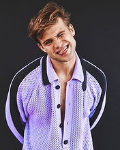 Leo Woodall pictures and photos