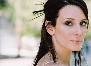 Lisa Rotondi pictures and photos