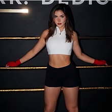 Andrea Botez pictures and photos