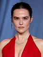 Zoey Deutch