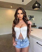 Tayla Perrin pictures and photos
