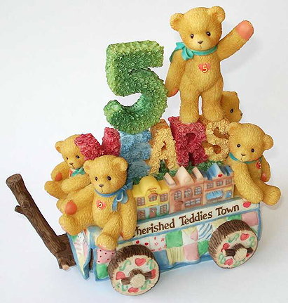 Cherished Teddies - 1999 Members Only Figurine  (5 Years Bears Float)