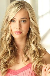 Taylor Ashley Murphy pictures and photos