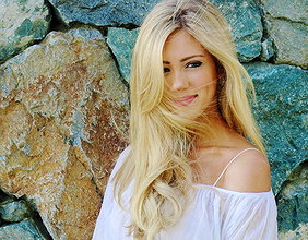 Abby Hornacek pictures and photos