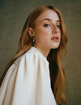 Anna Van Patten