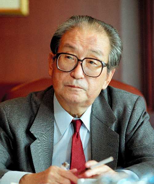 Sakyo Komatsu