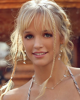 Natalie Grace