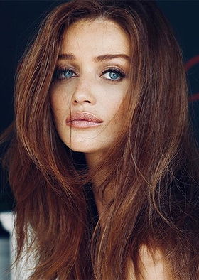 Cintia Dicker