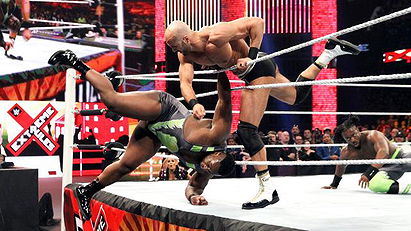 Big E & Kofi Kingston vs. Tyson Kidd & Cesaro (WWE, Extreme Rules 2015)