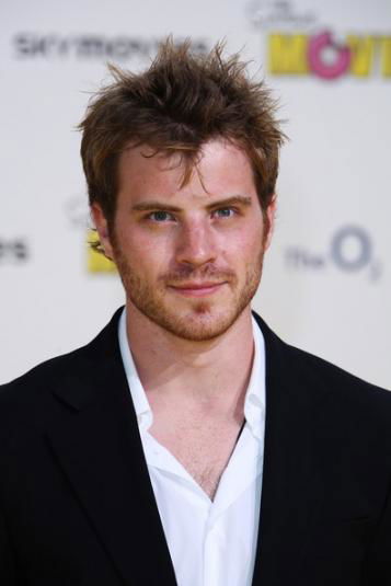 Robert Kazinsky