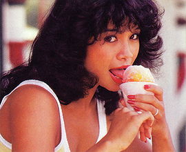 Lourdes Estores pictures and photos