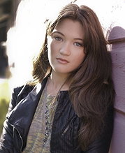 Isa Briones pictures and photos