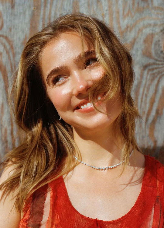 Haley Lu Richardson
