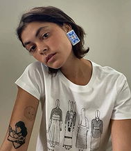 Blu Hunt pictures and photos