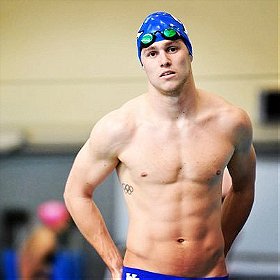 Sean Gunn (swimmer)