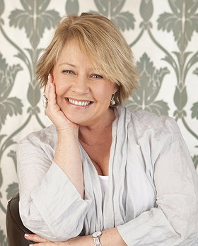 Noni Hazelhurst