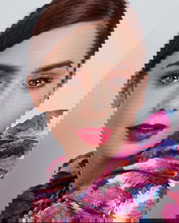 Lily Collins